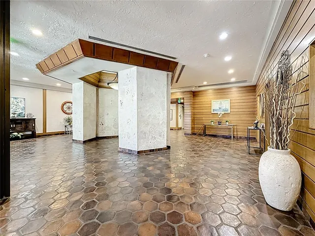 $3,500 | 400 Island Way, Unit 1411, Clearwater Beach, FL 33767