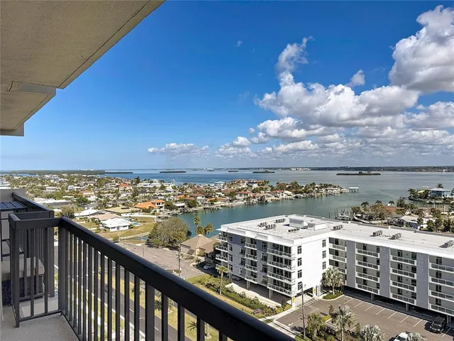 $3,500 | 400 Island Way, Unit 1411, Clearwater Beach, FL 33767