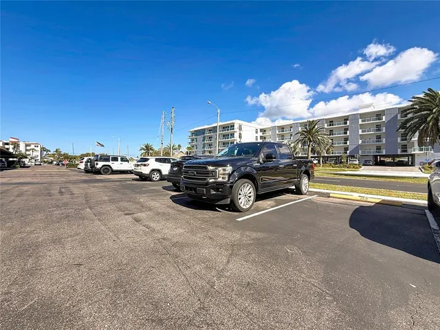 $3,500 | 400 Island Way, Unit 1411, Clearwater Beach, FL 33767