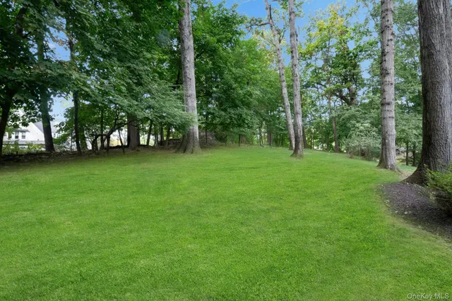 $1,425,000 | 409 Central Drive, Briarcliff Manor, NY 10510