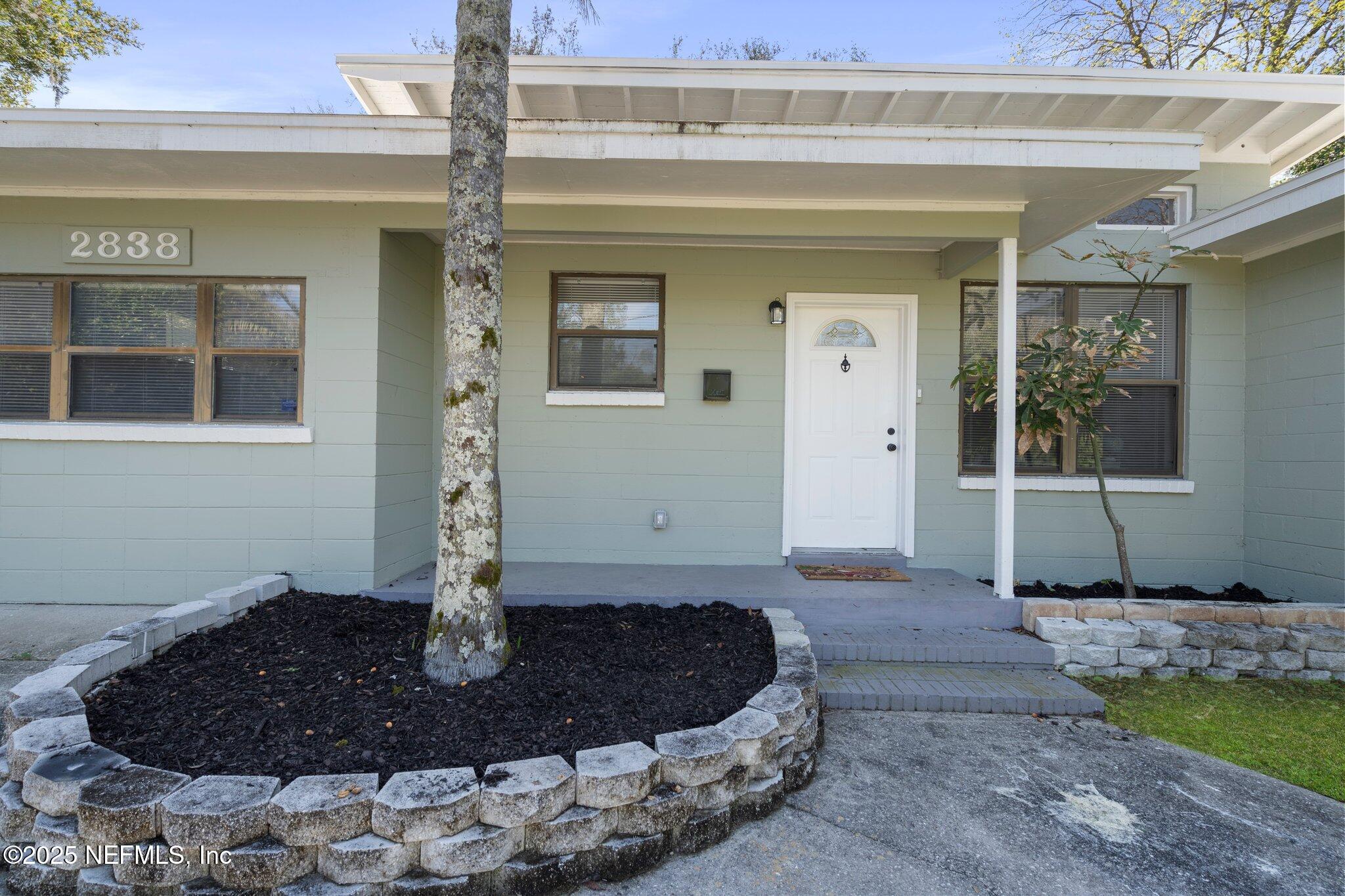 2838 Rainbow Road Jacksonville, FL 32217 - Photo 5 of 35 a front view of a house