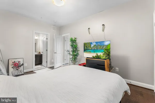 $919,000 | 726 River Mist Drive, Unit 221, Oxon Hill, MD 20745