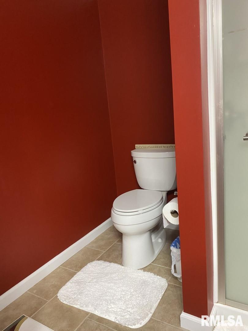 1232 Cadbury Ridge Quincy, IL 62305 - Photo 29 of 40 Gallery Image 29