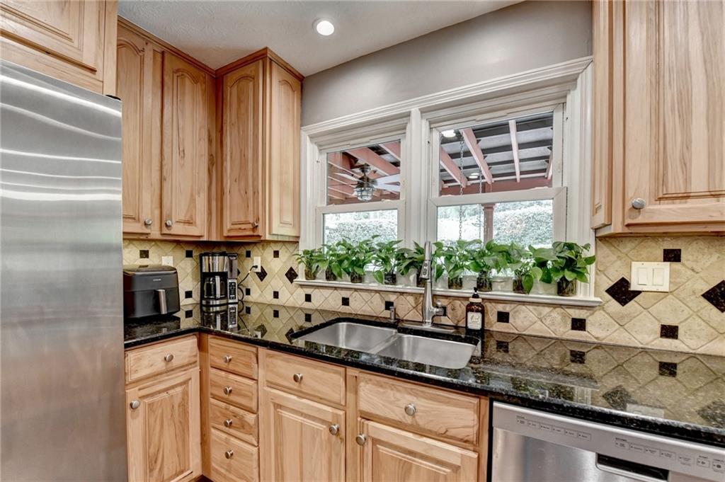 5455 Pheasant Run Stone Mountain, GA 30087 - Photo 15 of 82