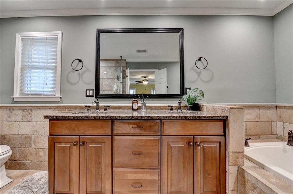 5455 Pheasant Run Stone Mountain, GA 30087 - Photo 31 of 82