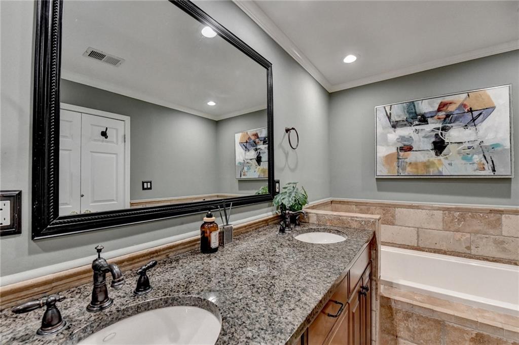 5455 Pheasant Run Stone Mountain, GA 30087 - Photo 34 of 82