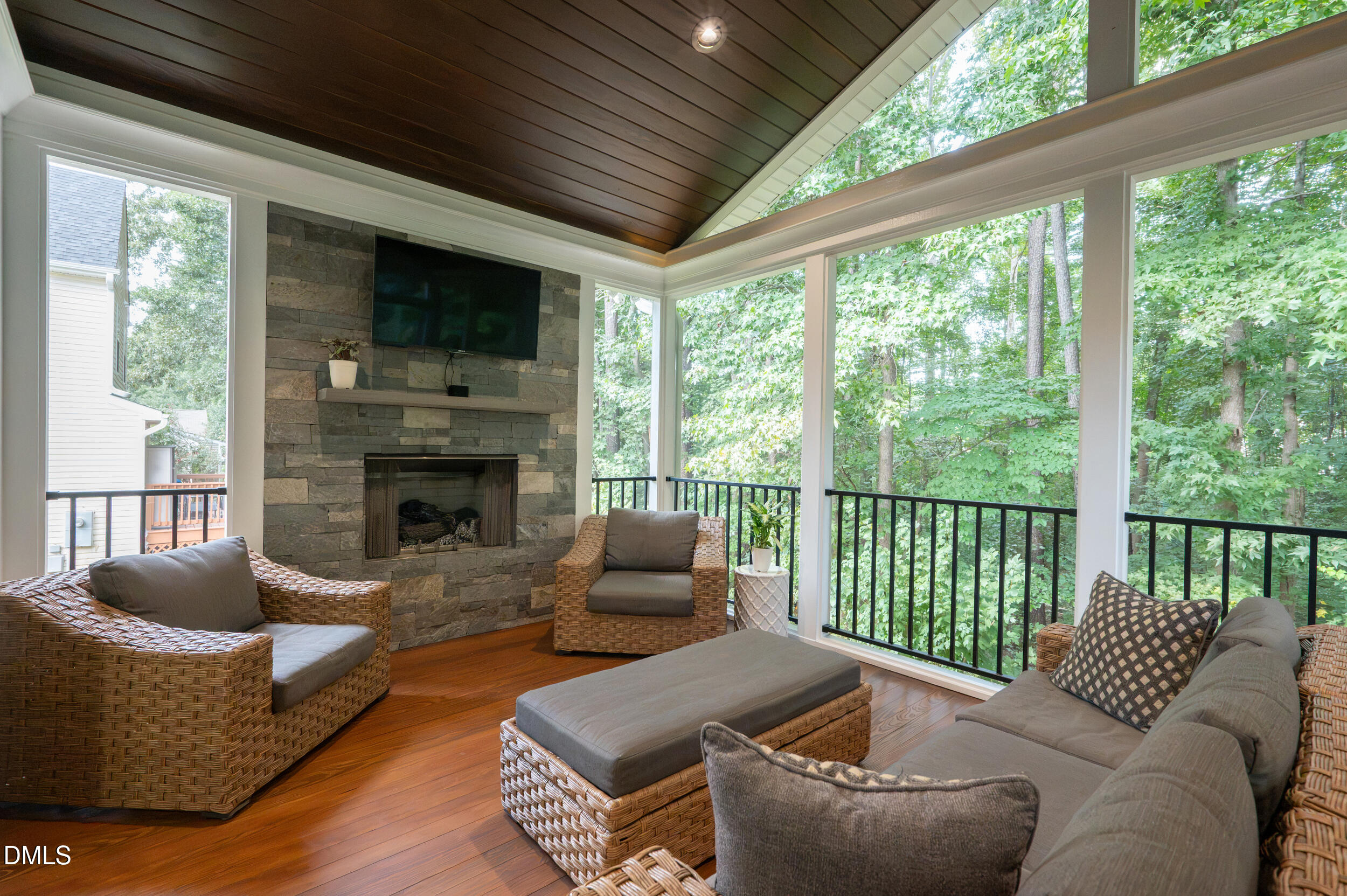 3833 Lodgepole Lane Raleigh, NC 27616 - Photo 28 of 49 Lodgepole036