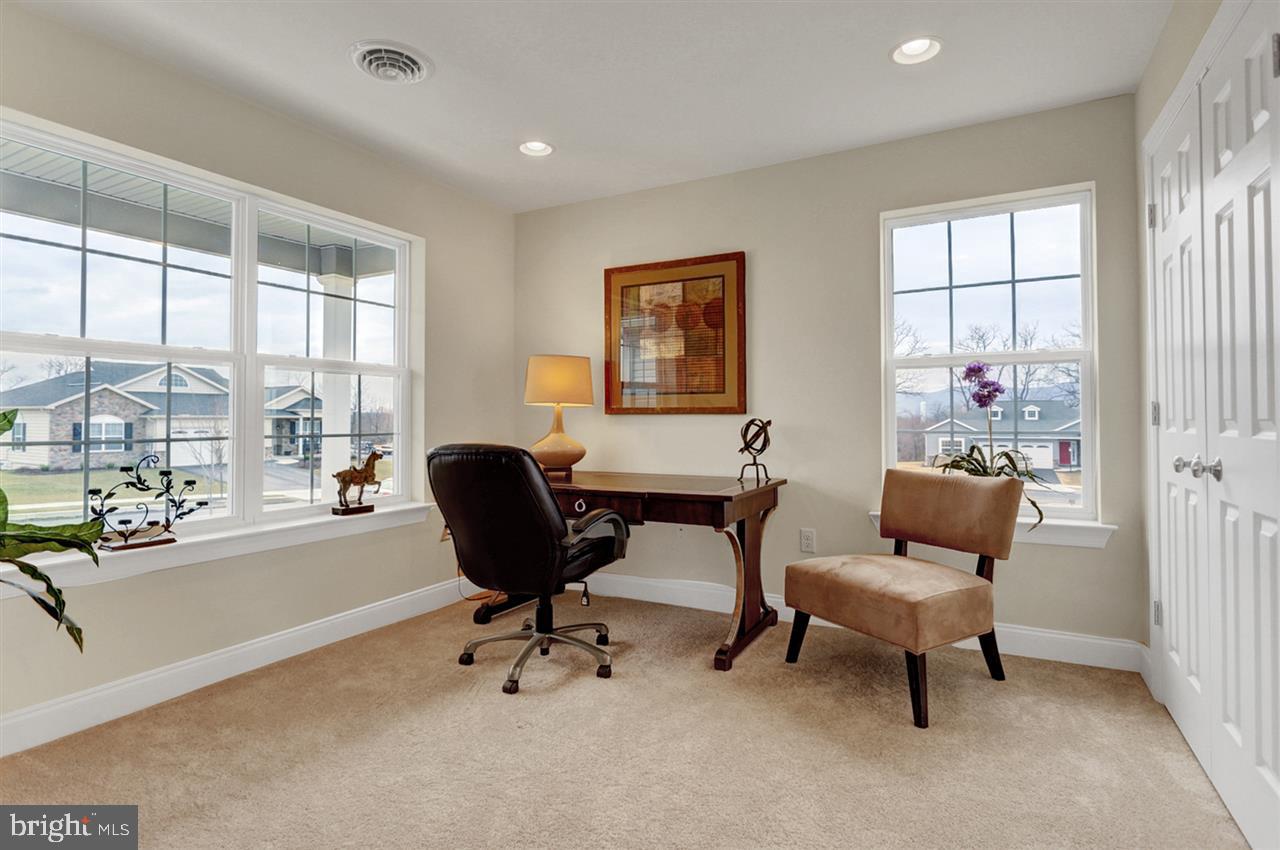 48 Pheasant Ridge Road, Unit 169 Dillsburg, PA 17019 - Photo 5 of 22 Gallery Image 5