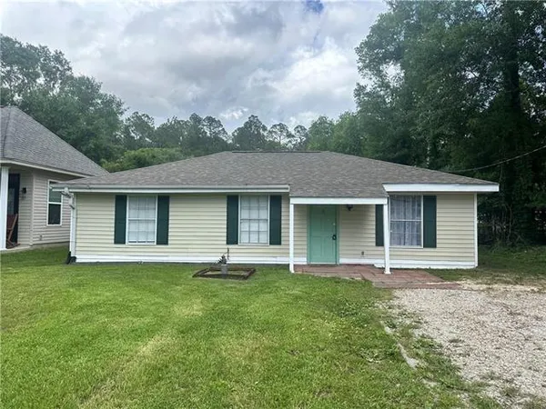 $1,200 | 57426 Oak Avenue, Slidell, LA 70461