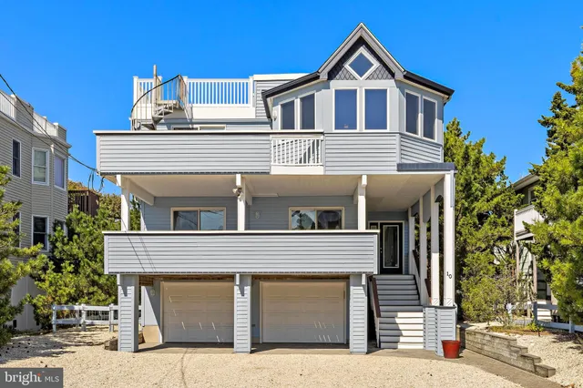 $2,699,000 | 10 East 18th Street, Barnegat Light, NJ 08006
