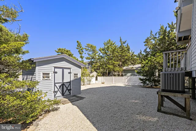 $2,699,000 | 10 East 18th Street, Barnegat Light, NJ 08006