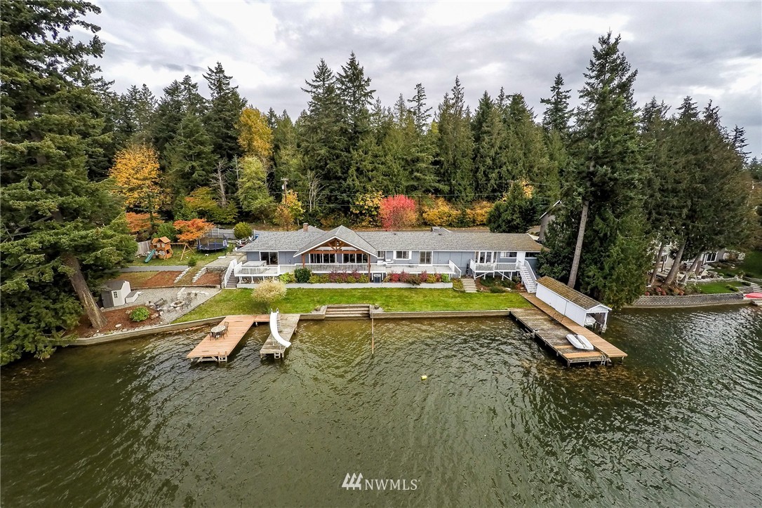 6610 Vandermark Road East Bonney Lake, WA 98391 - Photo 2 of 22 Gallery Image 2