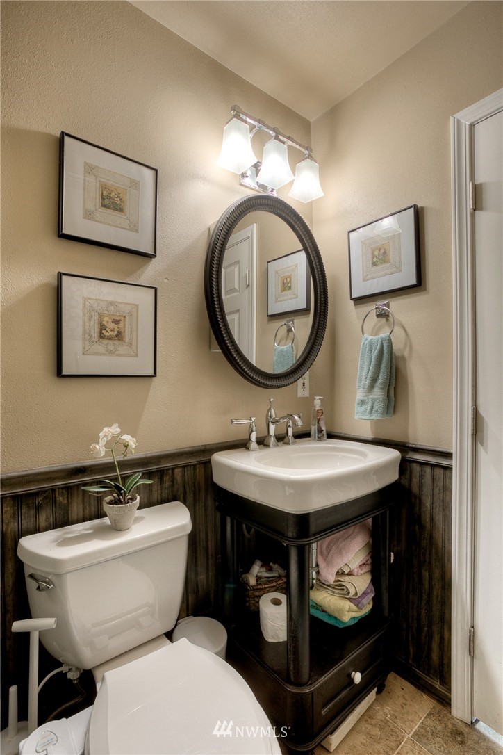 6610 Vandermark Road East Bonney Lake, WA 98391 - Photo 11 of 22 Gallery Image 11