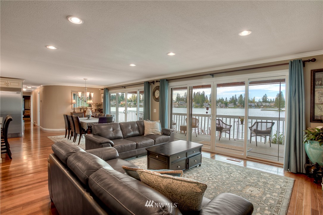 6610 Vandermark Road East Bonney Lake, WA 98391 - Photo 6 of 22 Gallery Image 6