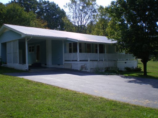 1106 Smallwood Road Jamestown, TN 38556 - Photo 1 of 1 Primary Photo