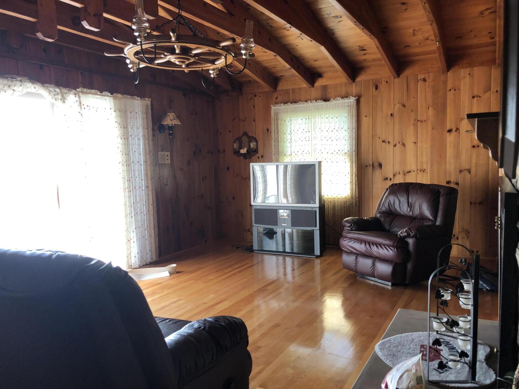 136 Jackson Road Unicoi, TN 37692 - Photo 33 of 57 65031052-320B-46C3-98F8-F15C20861BFE