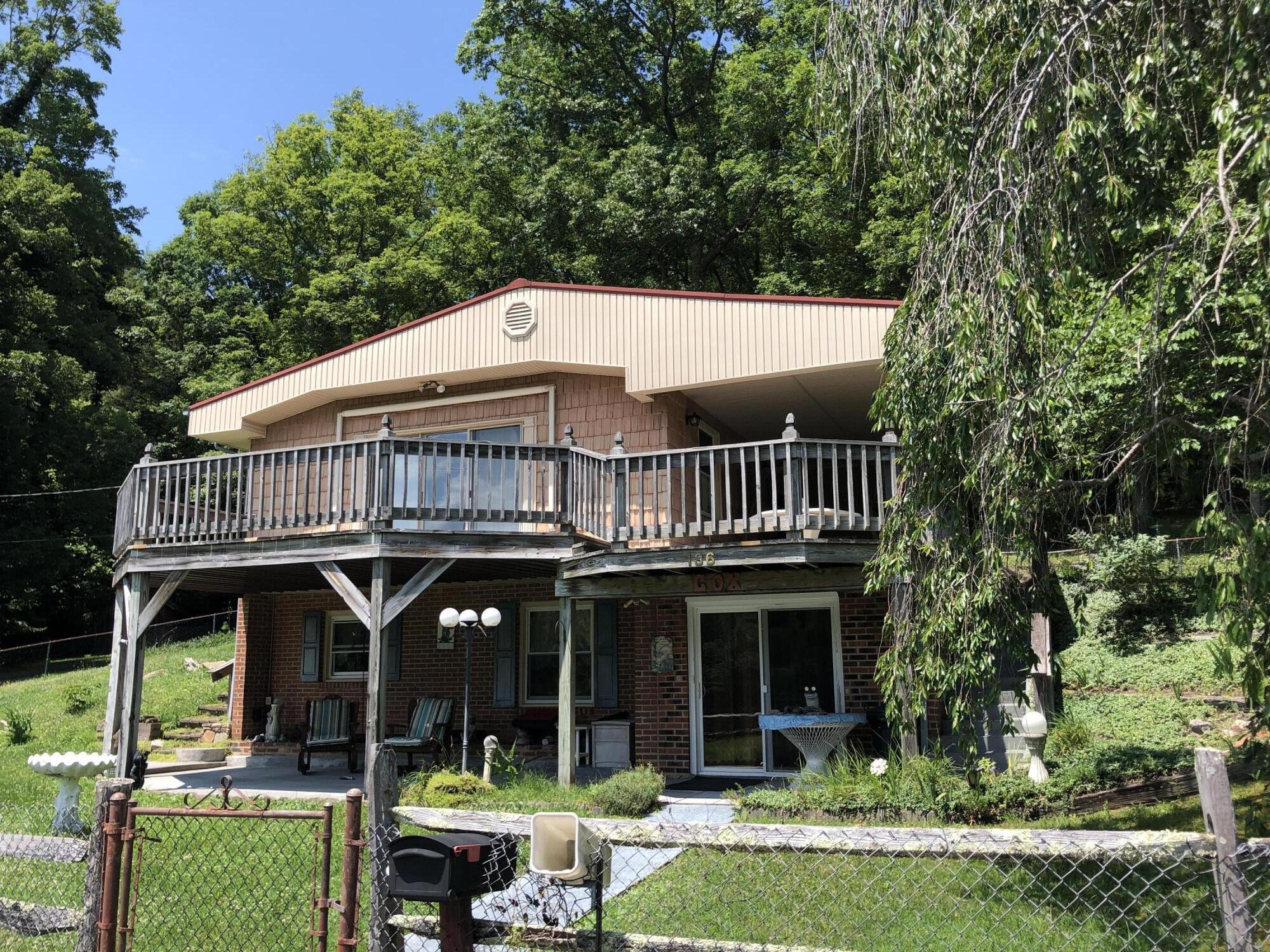 136 Jackson Road Unicoi, TN 37692 - Photo 6 of 57 9CCE8486-185F-4EAB-82BA-82AF944F3004