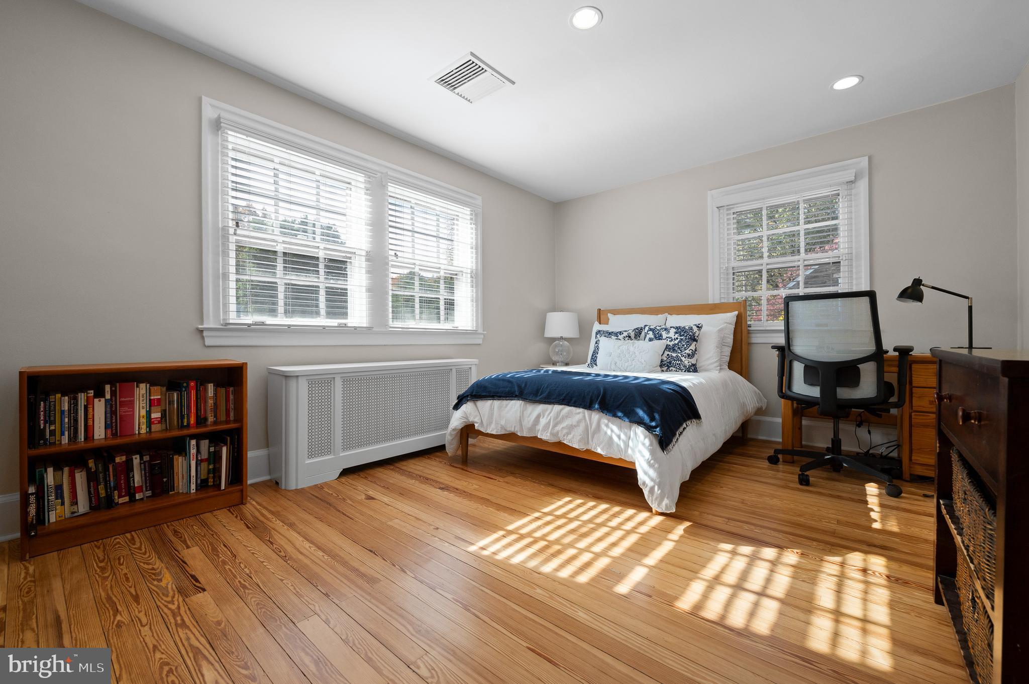 7 West Amherst Road Bala Cynwyd, PA 19004 - Photo 18 of 40 a bedroom with a bed furniture and a book shelf