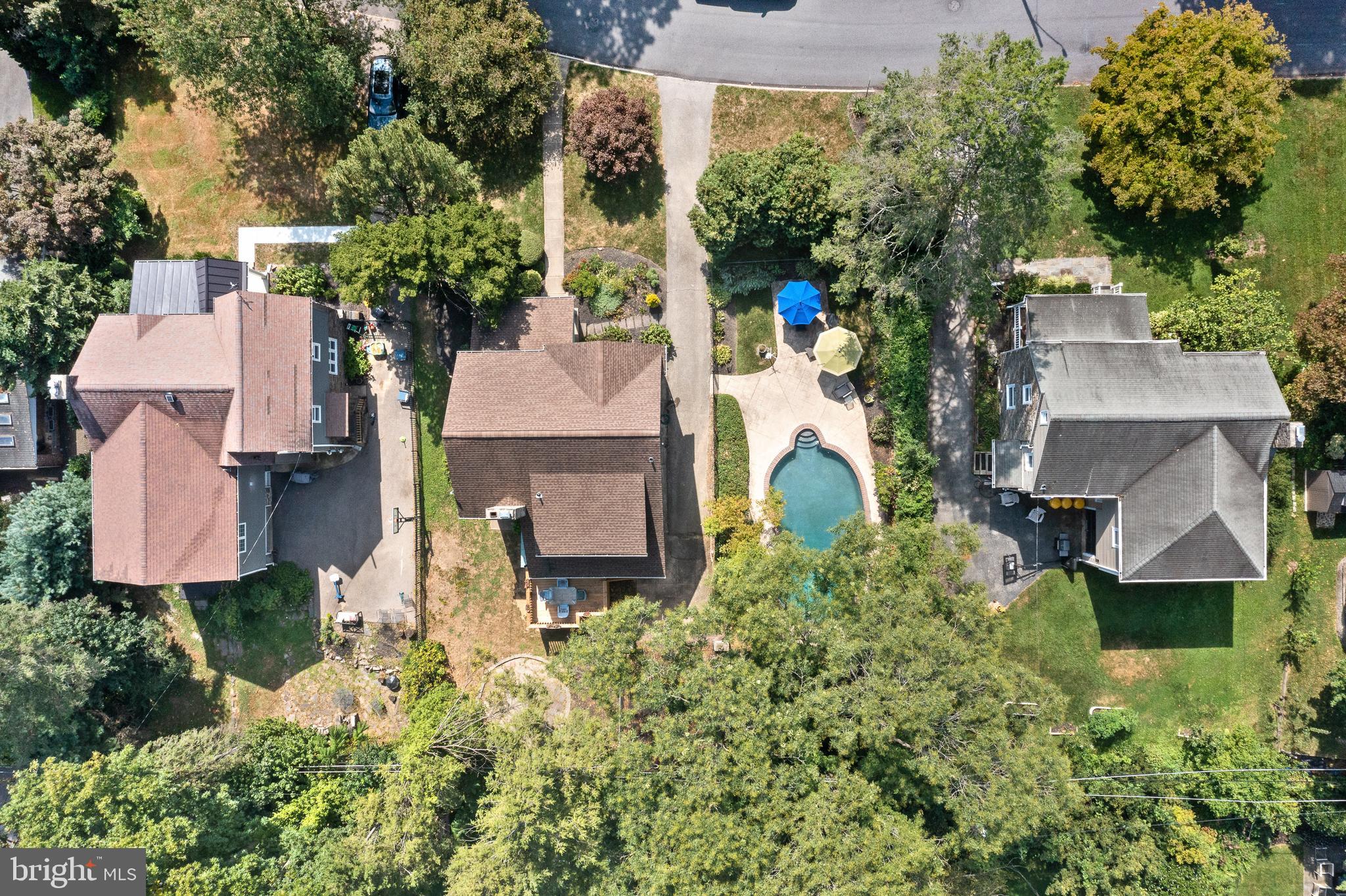 7 West Amherst Road Bala Cynwyd, PA 19004 - Photo 39 of 40 an aerial view of a house with a garden and plants
