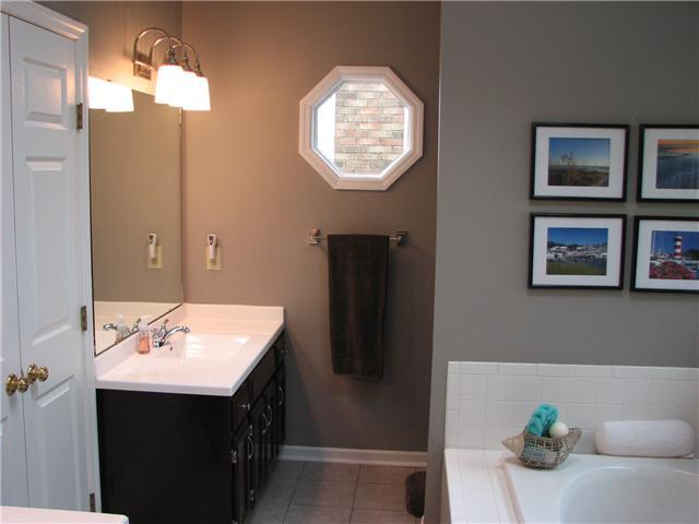 780 Lindenhaven Road Columbus, OH 43230 - Photo 12 of 21 Gallery Image 12