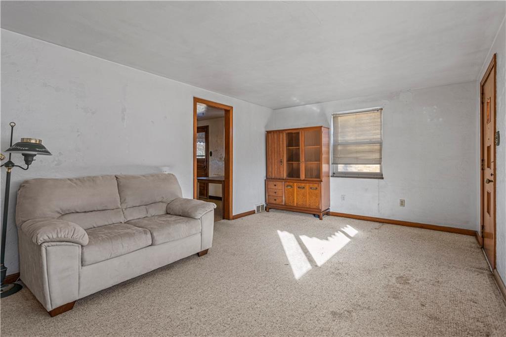2038 Borland Road Pittsburgh, PA 15243 - Photo 9 of 25 a living room with furniture and a window
