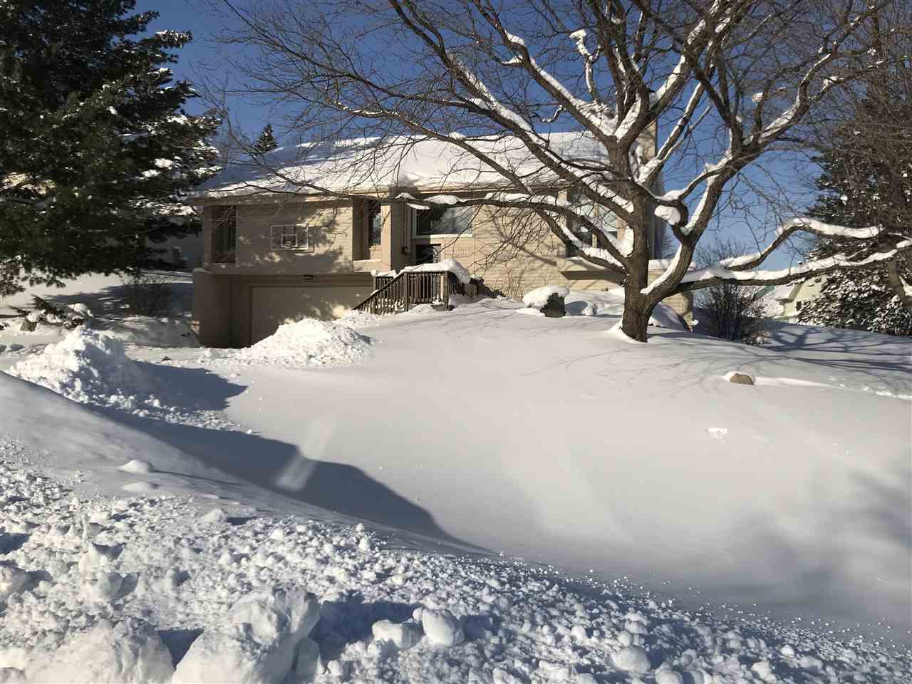 4180 Summerhill Road Traverse City, MI 49684 - Photo 35 of 37 1856877-36.JPG