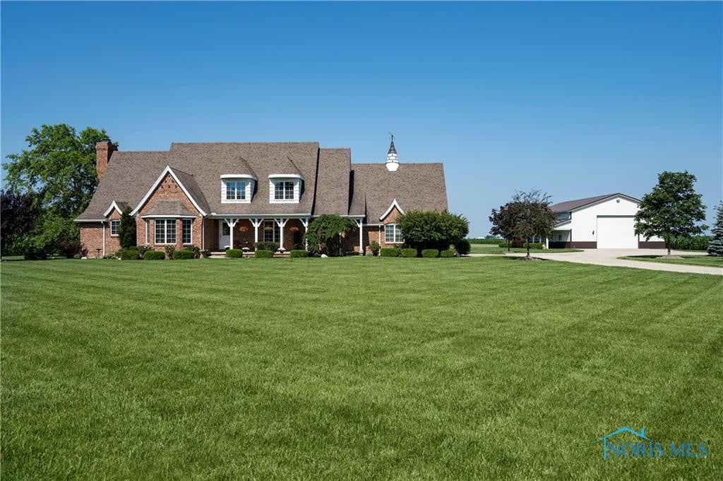 23095 Dunbridge Road Perrysburg, OH 43551 - Photo 5 of 47 Gallery Image 5