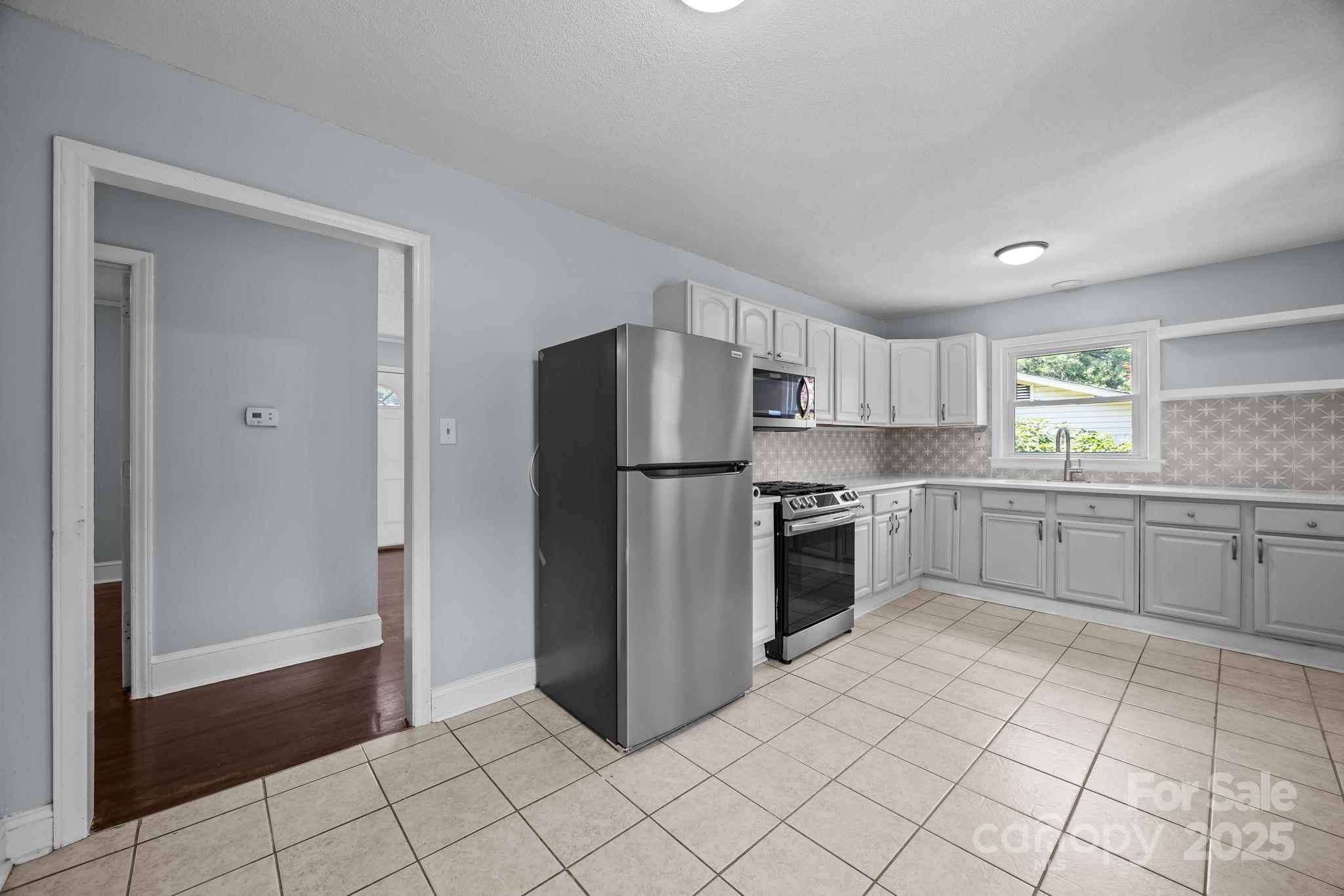 3422 Dublin Road Charlotte, NC 28208 - Photo 11 of 28