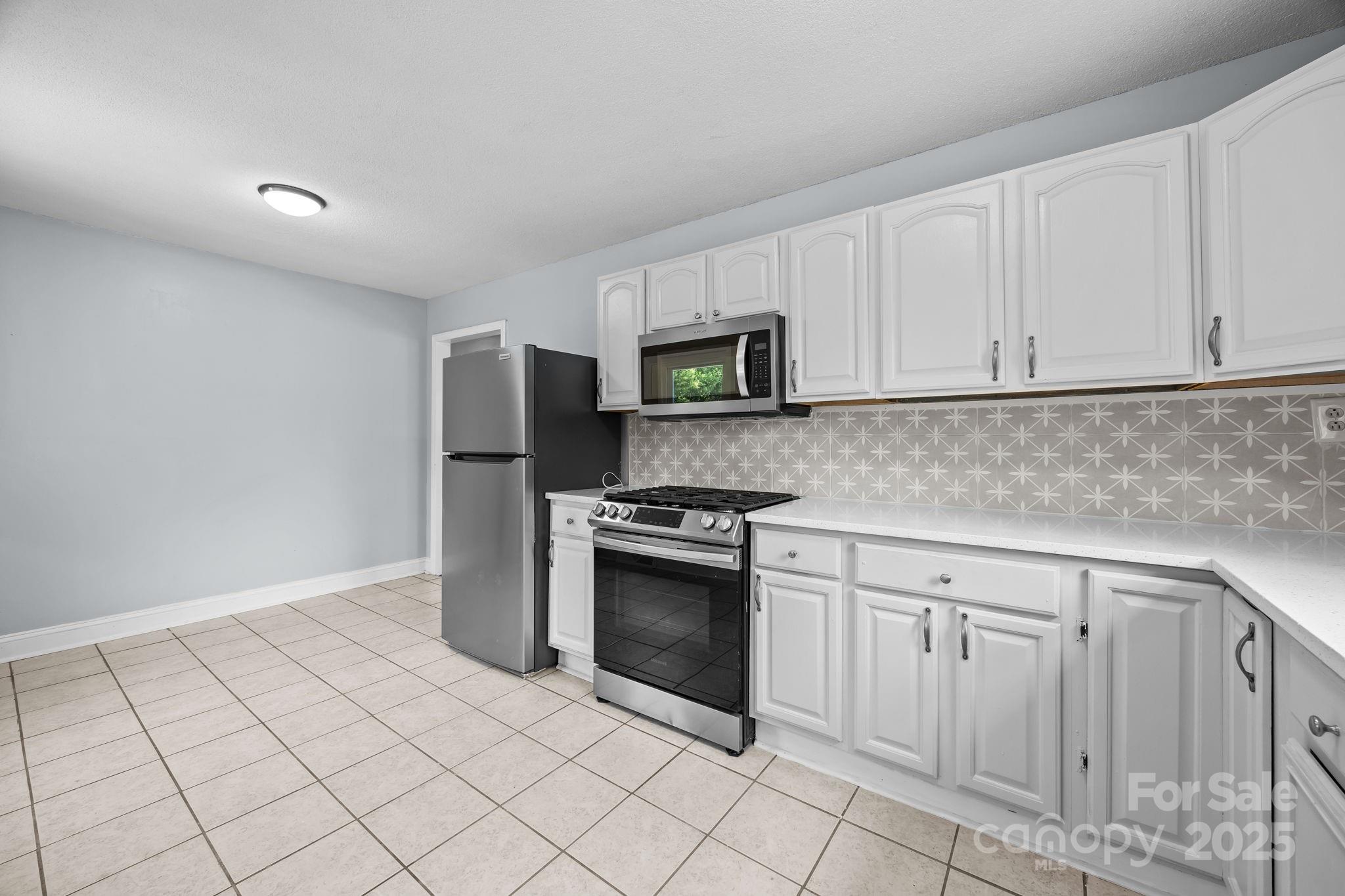 3422 Dublin Road Charlotte, NC 28208 - Photo 12 of 28