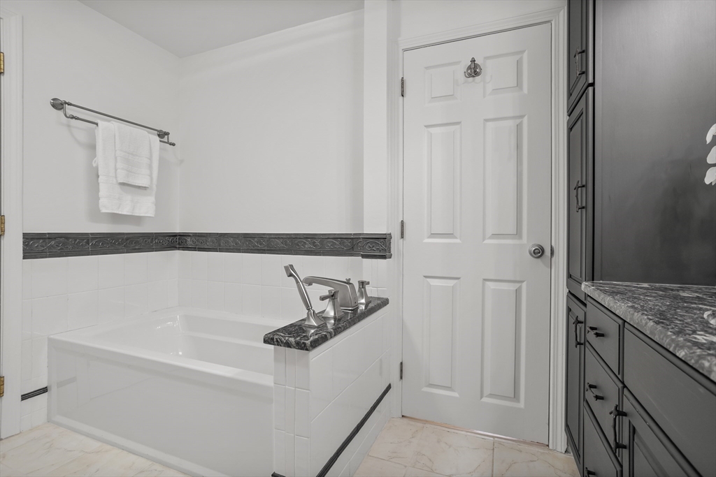 1 Oak Ridge Drive, Unit 3 Maynard, MA 01754 - Photo 21 of 32 Gallery Image 21