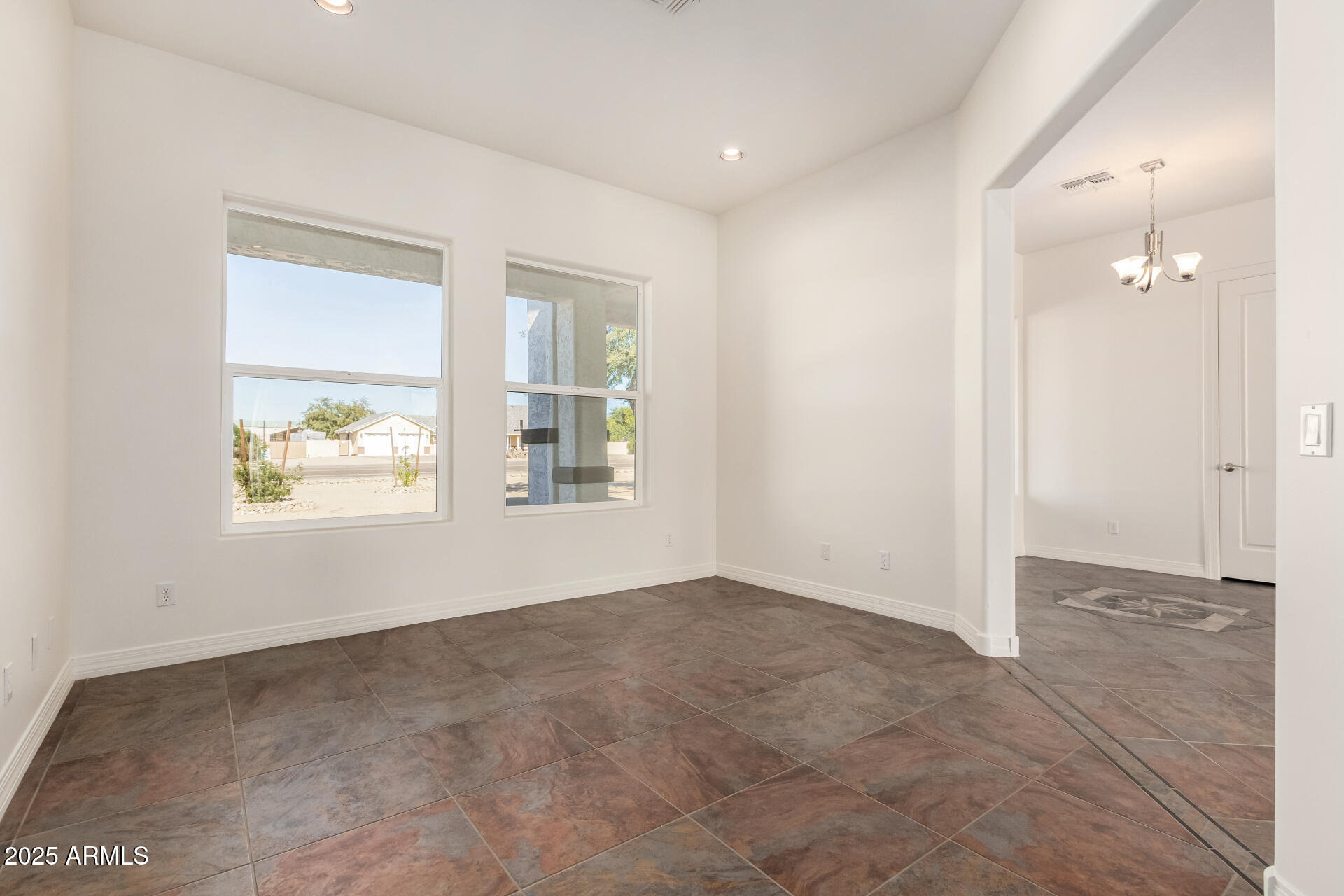 711 East Cloud Road Phoenix, AZ 85086 - Photo 14 of 61 Formal dining room