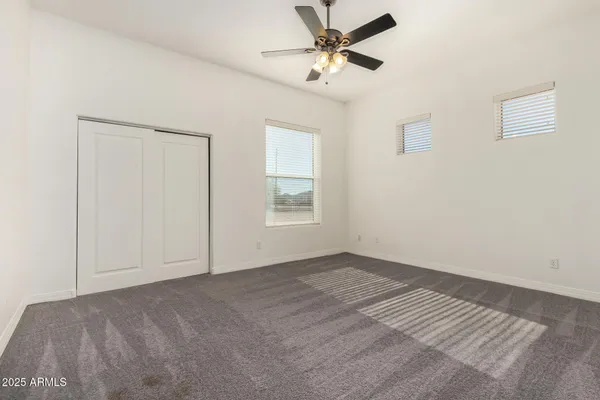 $899,900 | 711 East Cloud Road, Phoenix, AZ 85086