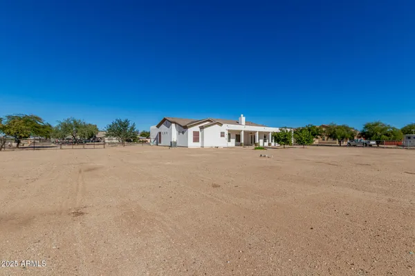 $899,900 | 711 East Cloud Road, Phoenix, AZ 85086