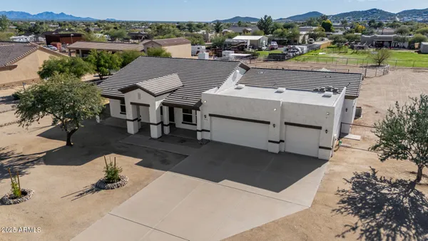 $899,900 | 711 East Cloud Road, Phoenix, AZ 85086