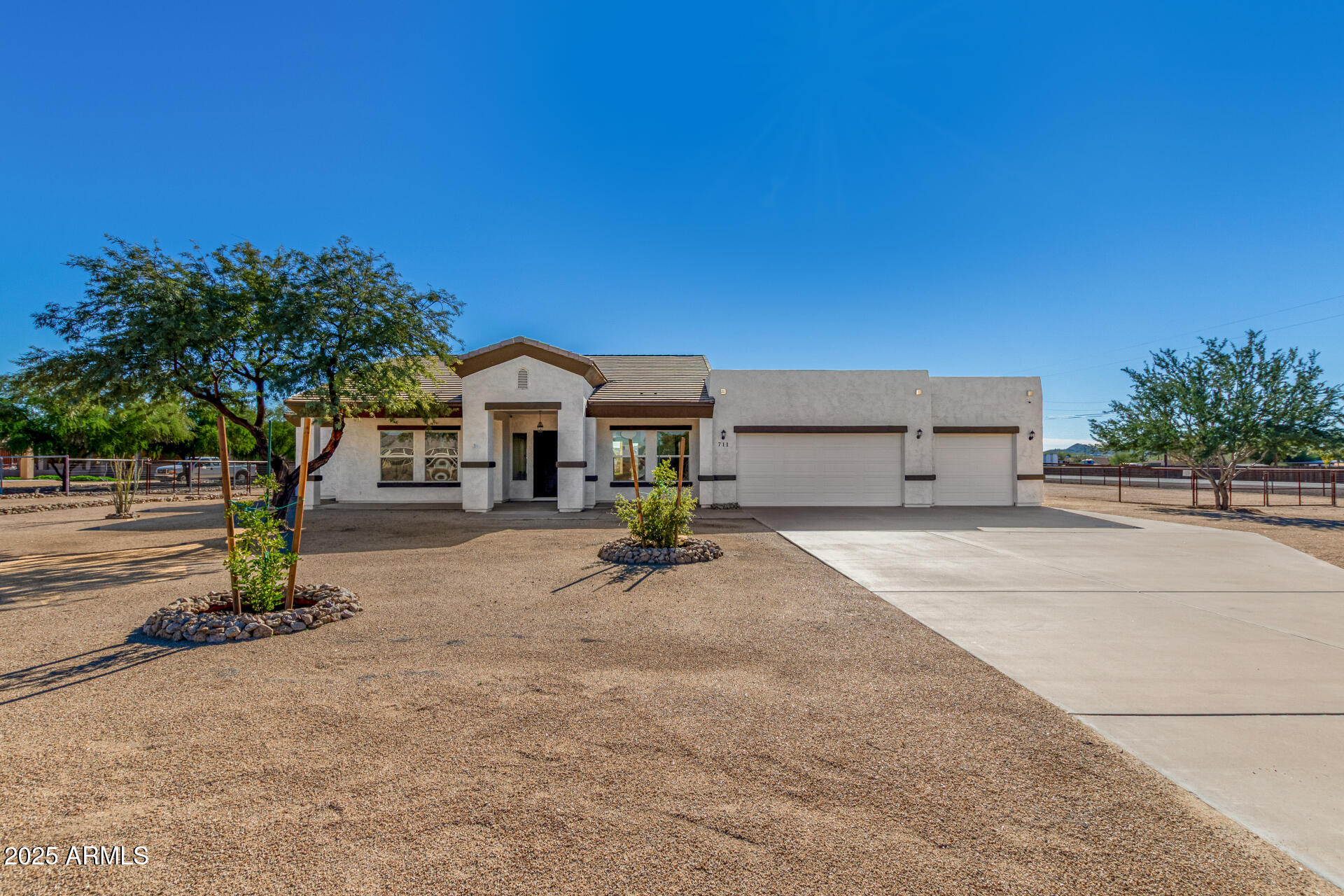 711 East Cloud Road Phoenix, AZ 85086 - Photo 54 of 61 01 - Cloud