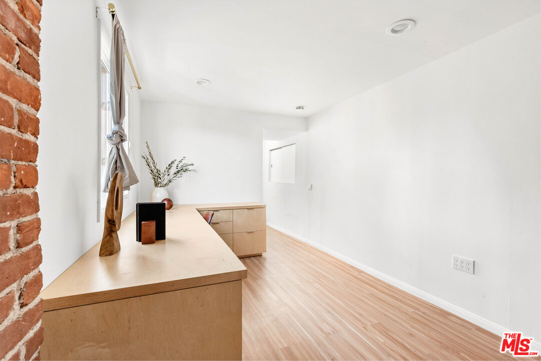 4849 San Rafael Avenue Los Angeles, CA 90042 - Photo 31 of 38