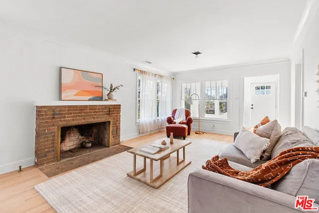 $6,500 | 4849 San Rafael Avenue, Los Angeles, CA 90042