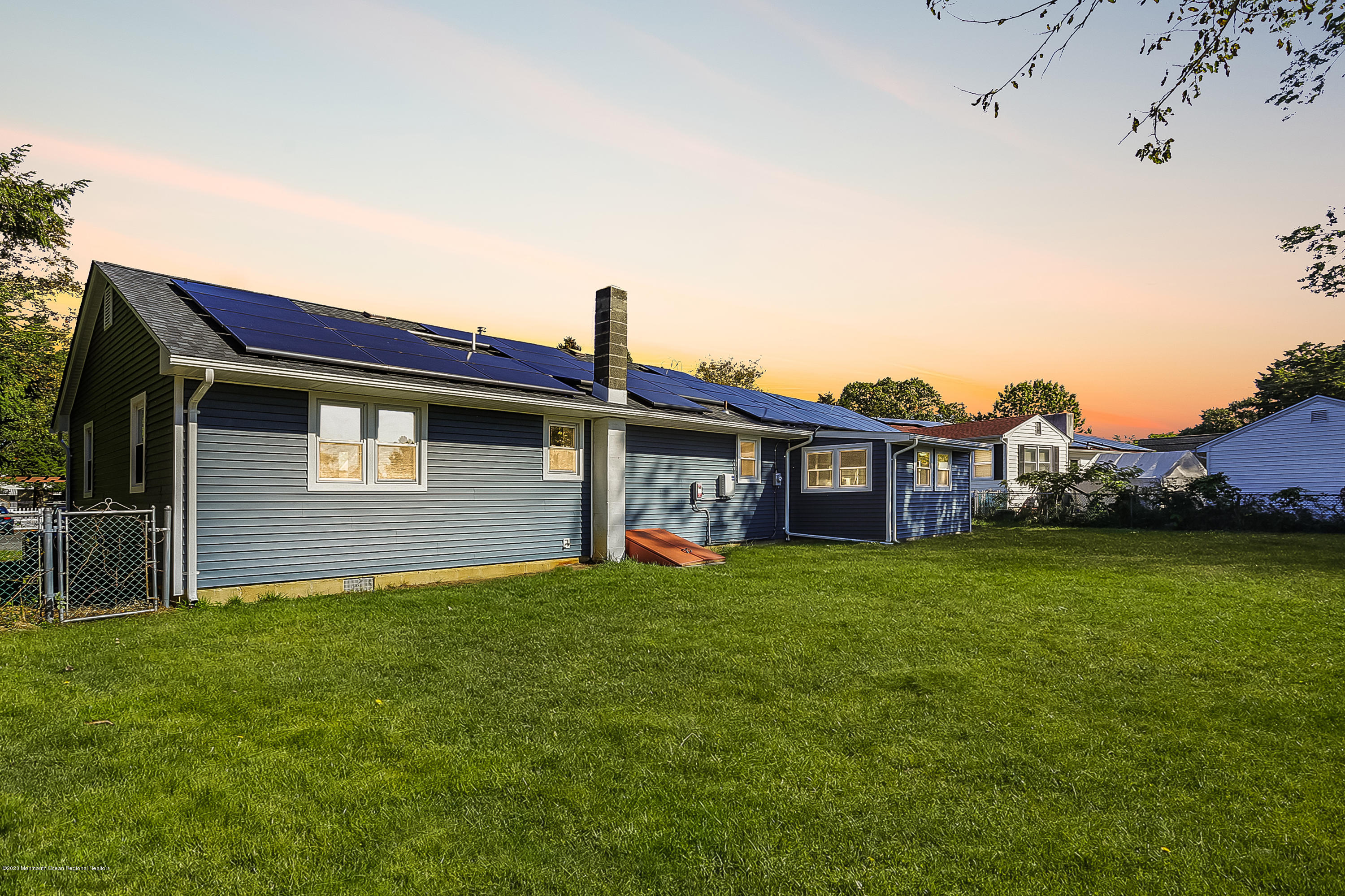715 Pine Drive Brick, NJ 08723 - Photo 32 of 41 a backyard of a house with lots of green space