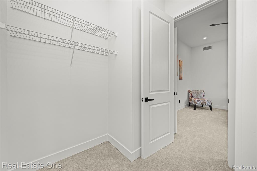 5321 Rochester Road Troy, MI 48085 - Photo 31 of 73