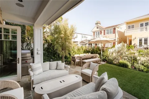 $9,200,000 | 413 7th Street, Manhattan Beach, CA 90266