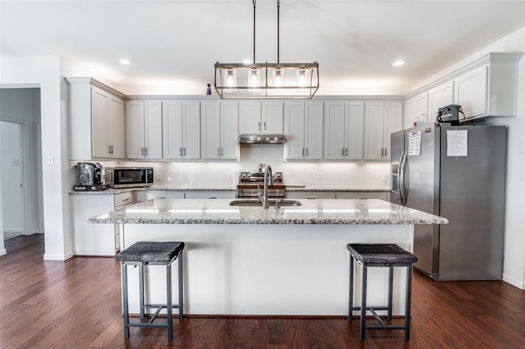 4351 County Road 1202 Cleburne, TX 76031 - Photo 4 of 28