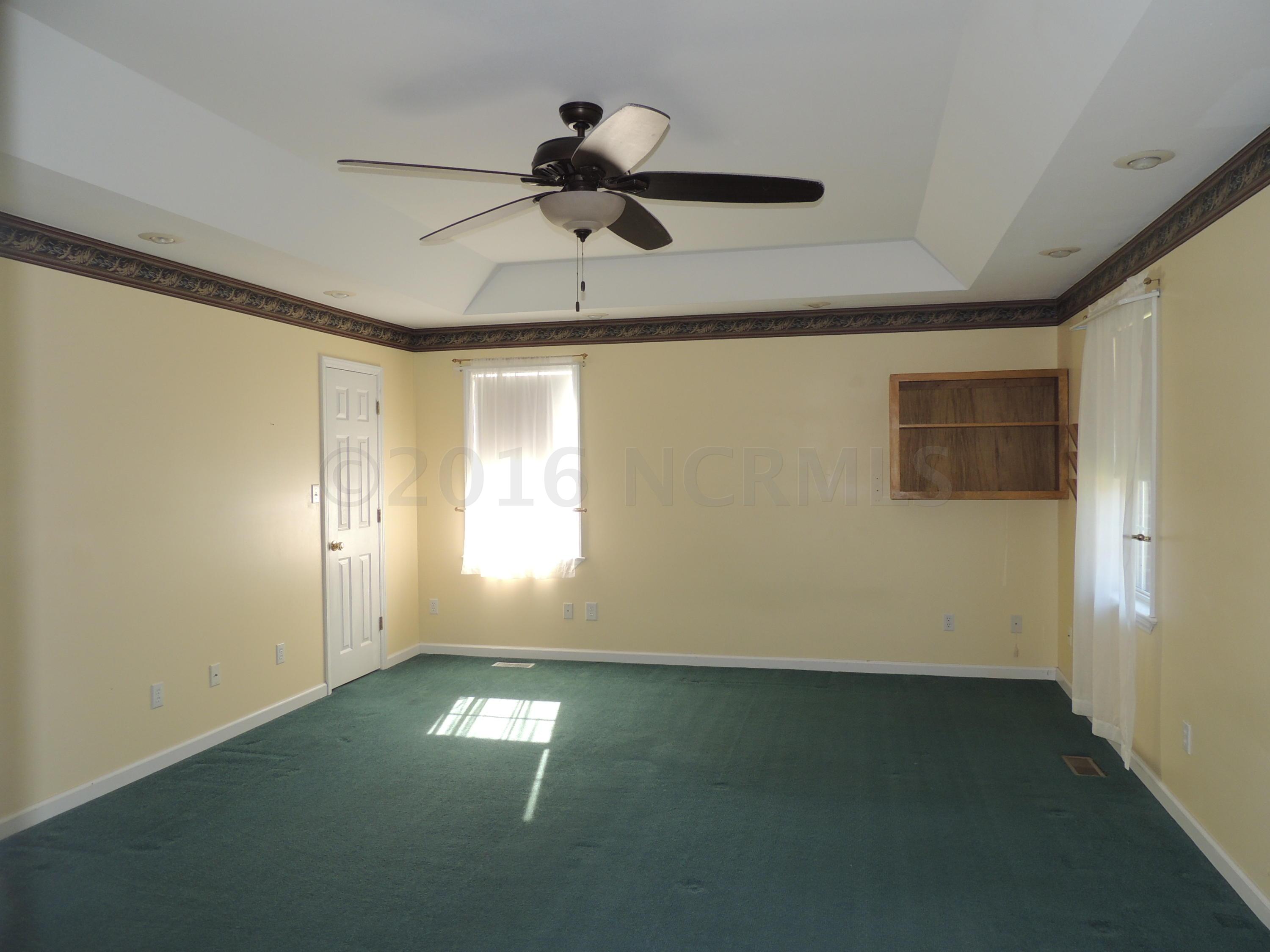 128 Old Hawkins Road Hubert, NC 28539 - Photo 11 of 36 DSCN5311