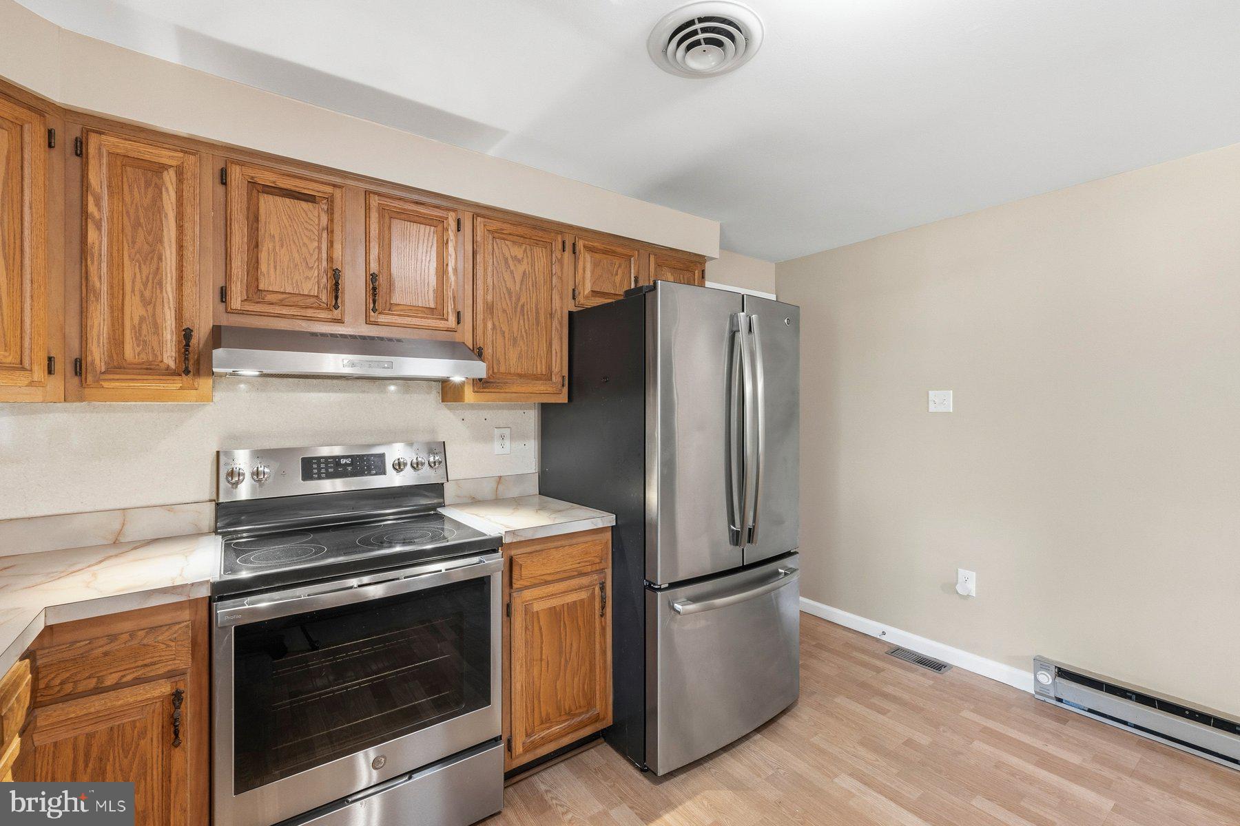 10820 Gambrill Park Road Frederick, MD 21702 - Photo 13 of 35 Modern kitchen with sleek appliances.