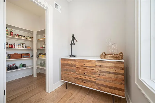 $890,000 | 732 Corbin Terrace, Kansas City, MO 64111