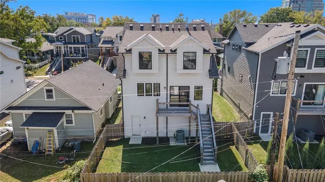 $890,000 | 732 Corbin Terrace, Kansas City, MO 64111