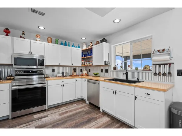 $2,250,000 | 42667 County Road 51, Ault, CO 80610