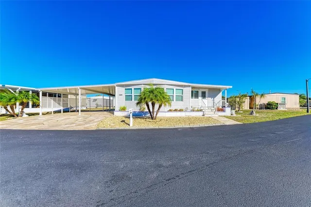 $205,000 | 52 Blackbeard Lane, Nokomis, FL 34275