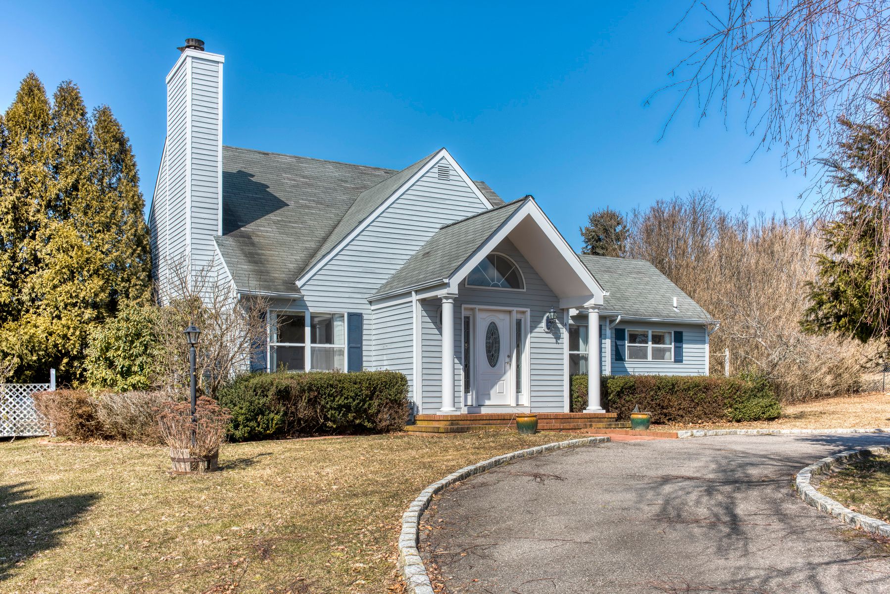 41 Winding Way Water Mill, NY 11976 - Photo 10 of 11