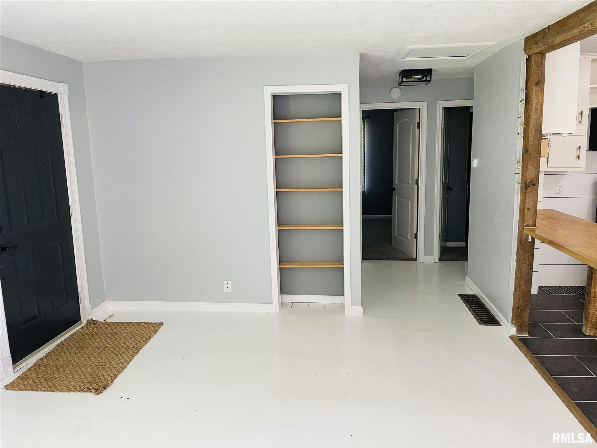5136 Edgewood Road Salem, IL 62881 - Photo 16 of 48