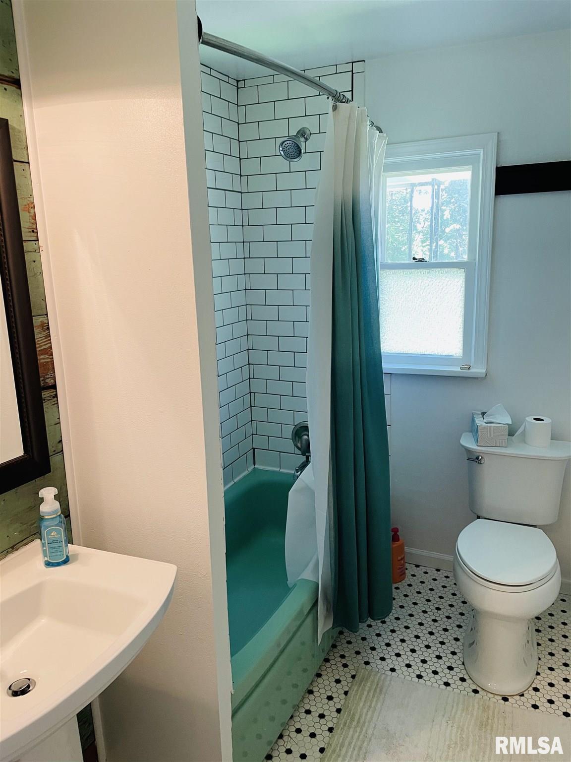 5136 Edgewood Road Salem, IL 62881 - Photo 21 of 48